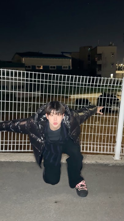 最爱偶像名人粉丝团推荐的车银优背景图片