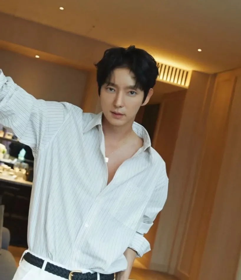 이준기 최근 활동샷