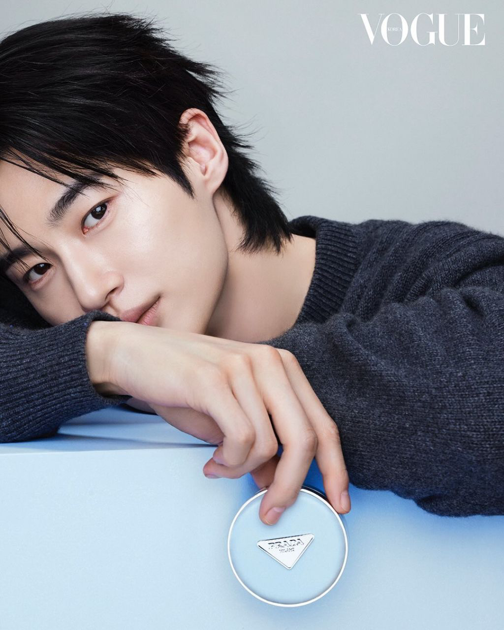 Behind-the-scenes cut of Byeon Wooseok