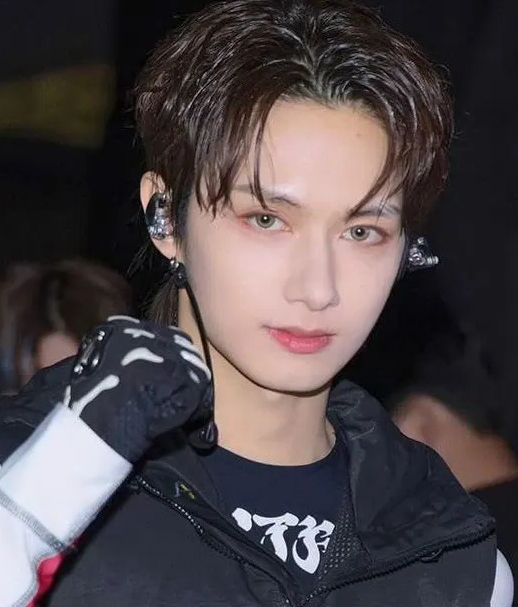 Recent activity shot of Wen Junhui