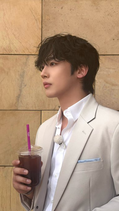 Kim Yohan background image recommended by Choeaedol Celeb fandom