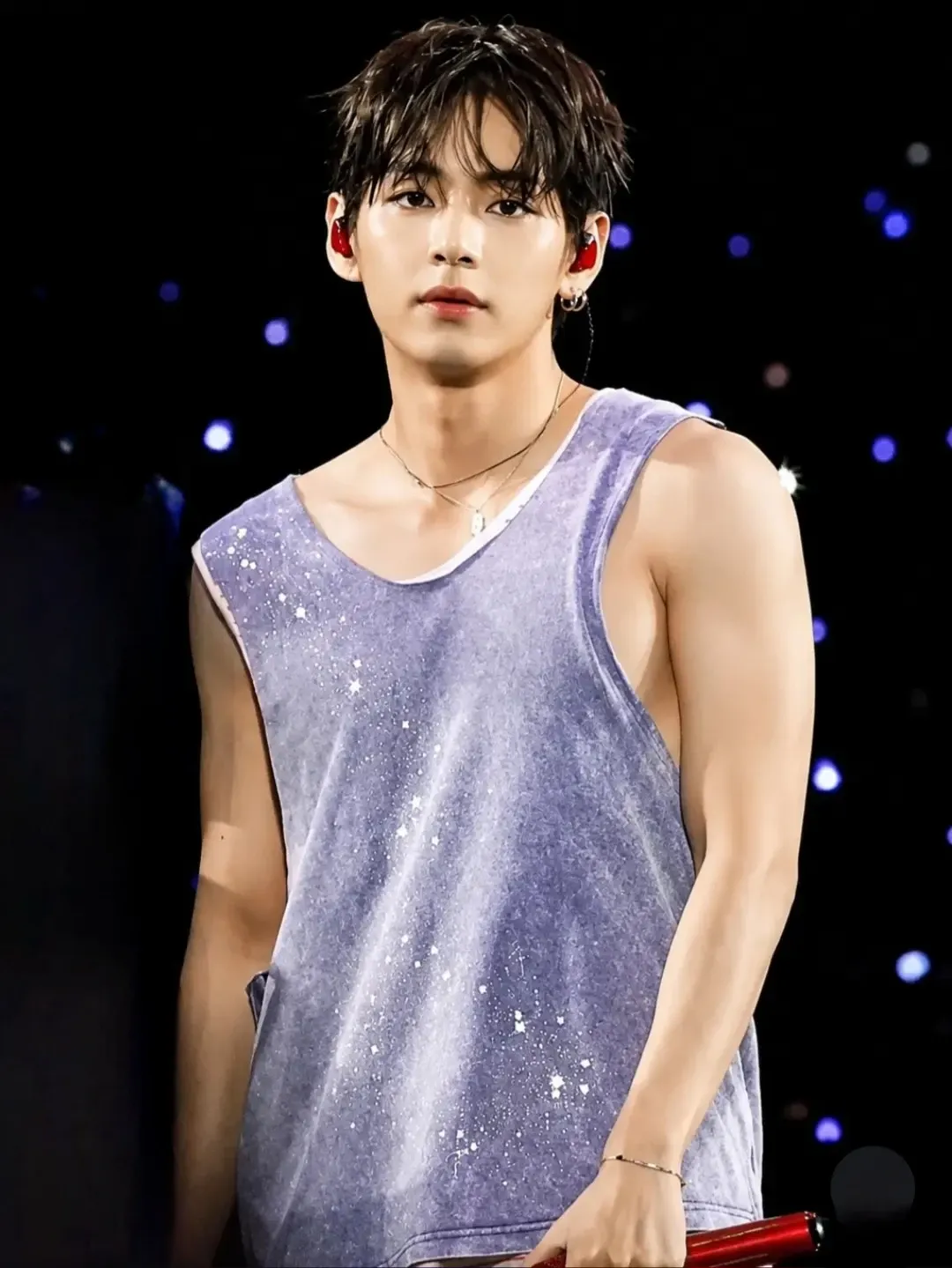 Recent activity shot of Kim Taehyung (V)