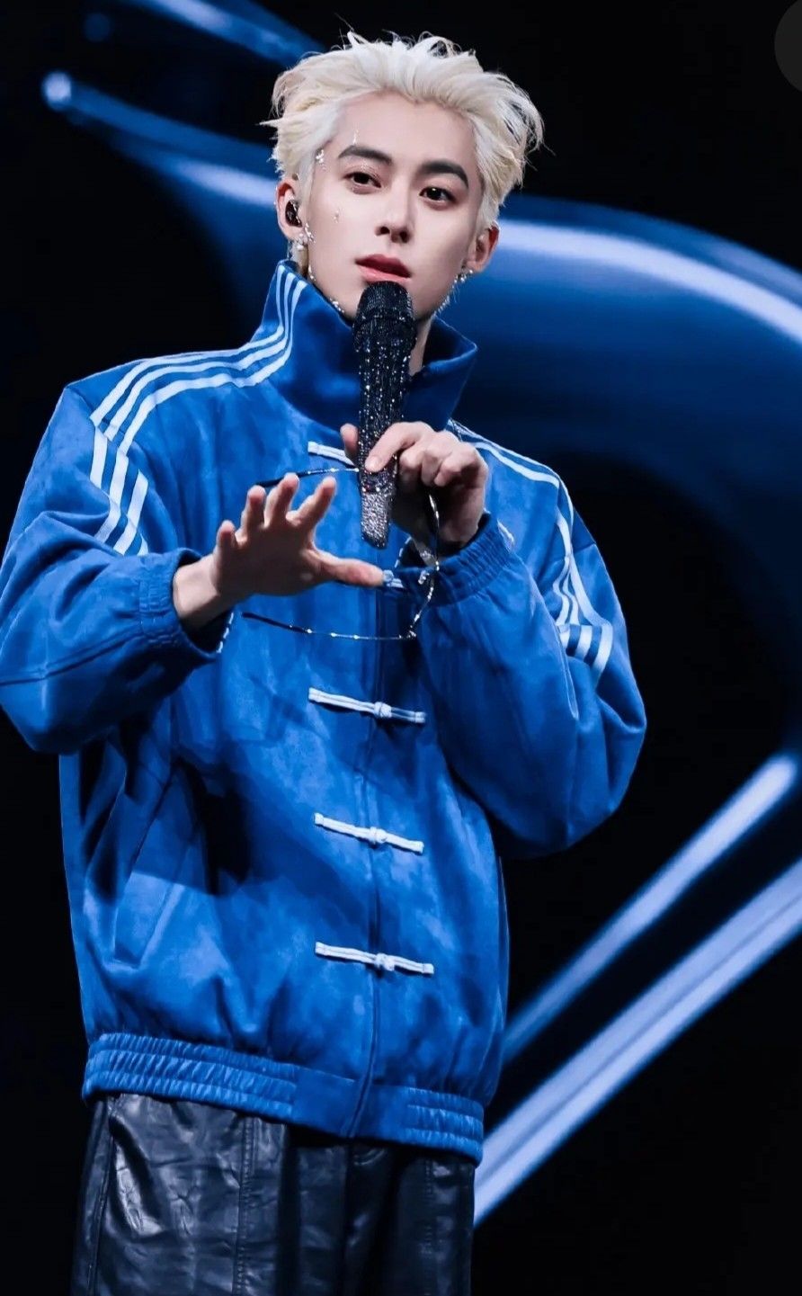 Behind-the-scenes cut of Dylan Wang