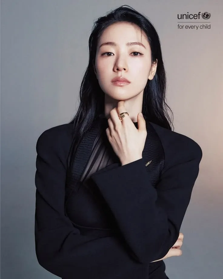 Latest photo of Jeon Yeobeen