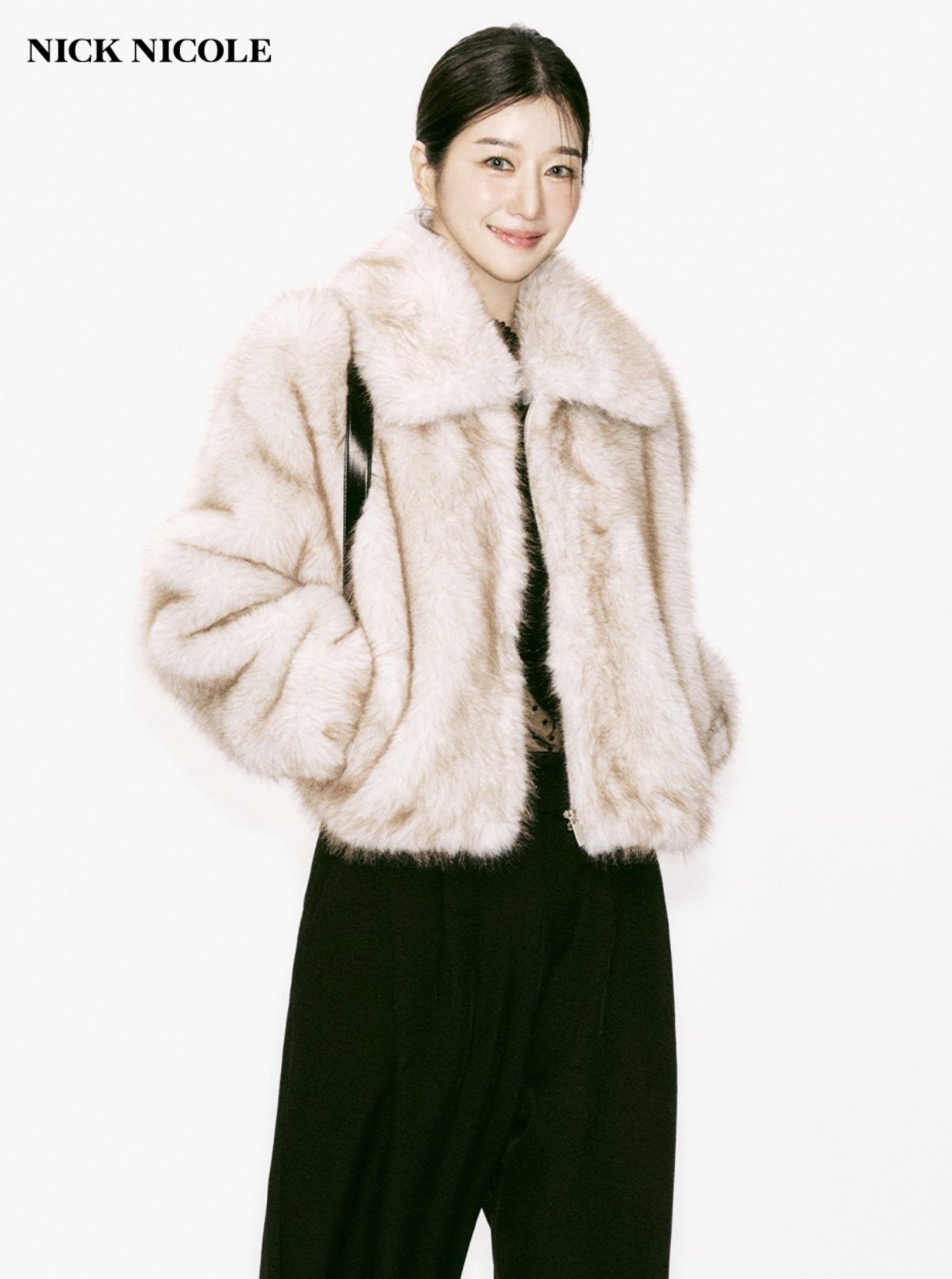 A moment captured by a fan of Seo Yeaji