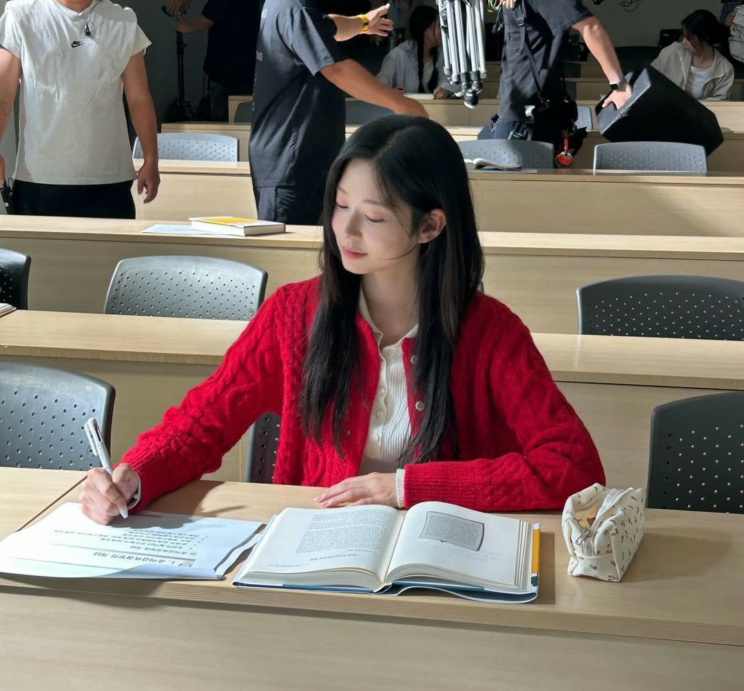 Foto terbaru dari Kim Minju