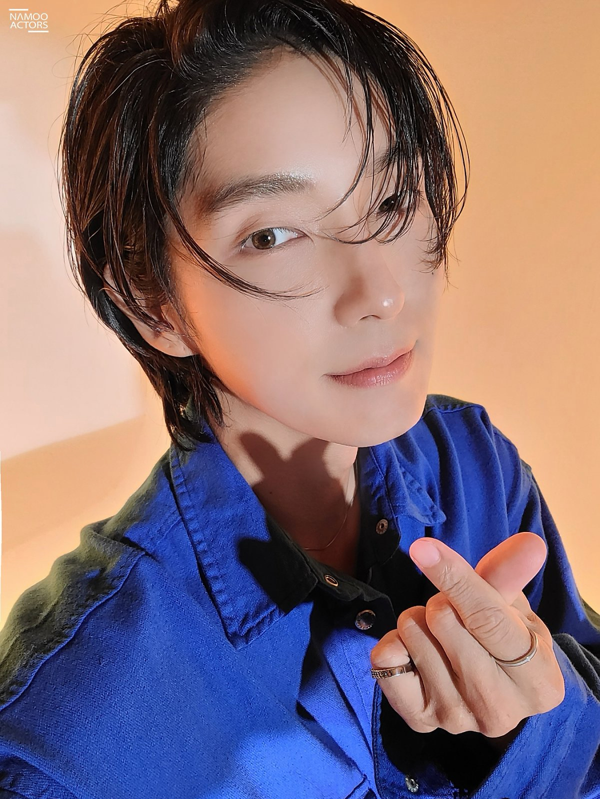 A moment captured by a fan of Lee Joongi