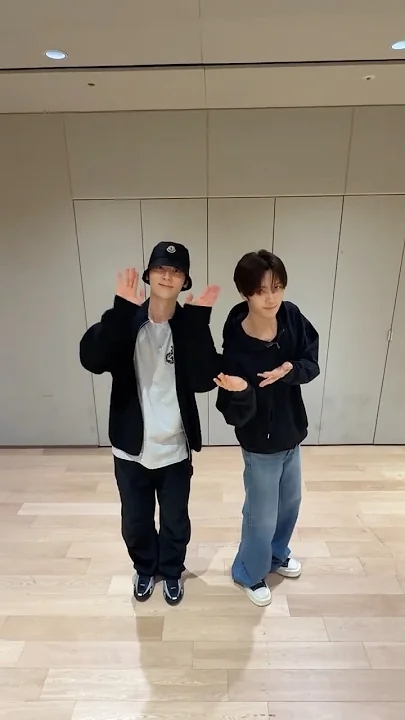 Representative background image loved by Hwang Minhyun fandom