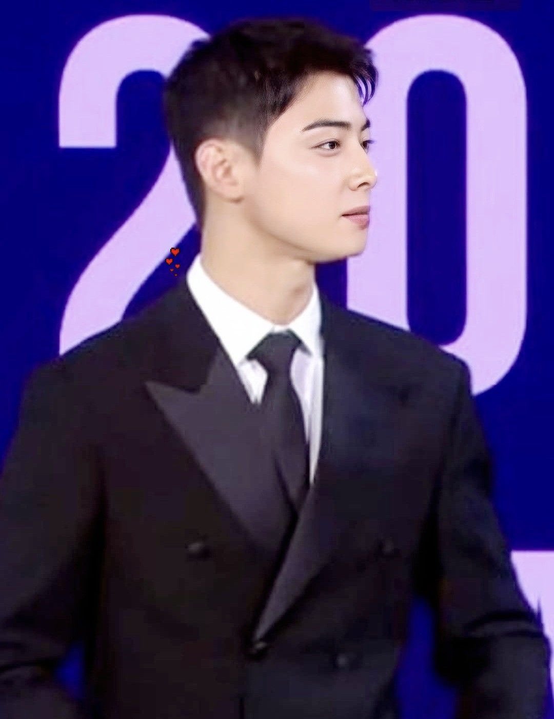 Foto terbaru dari Cha Eunwoo