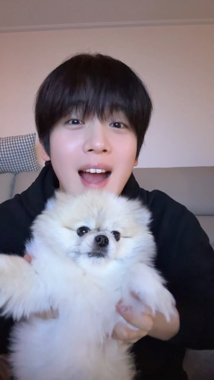 Recent activity shot of Kim Yohan