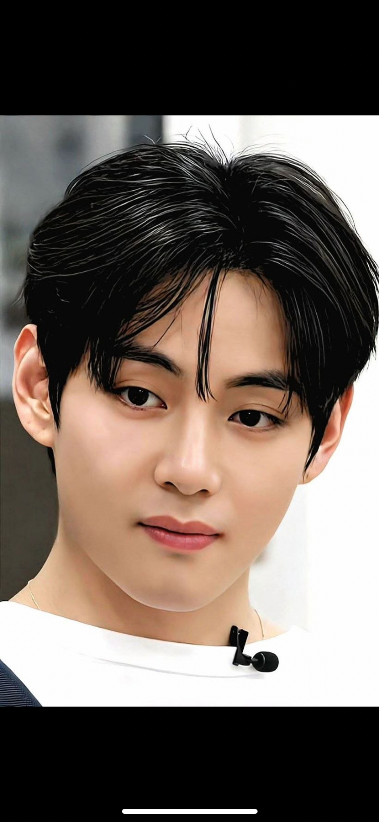 Kim Taehyung (V) background image recommended by Choeaedol Celeb fandom