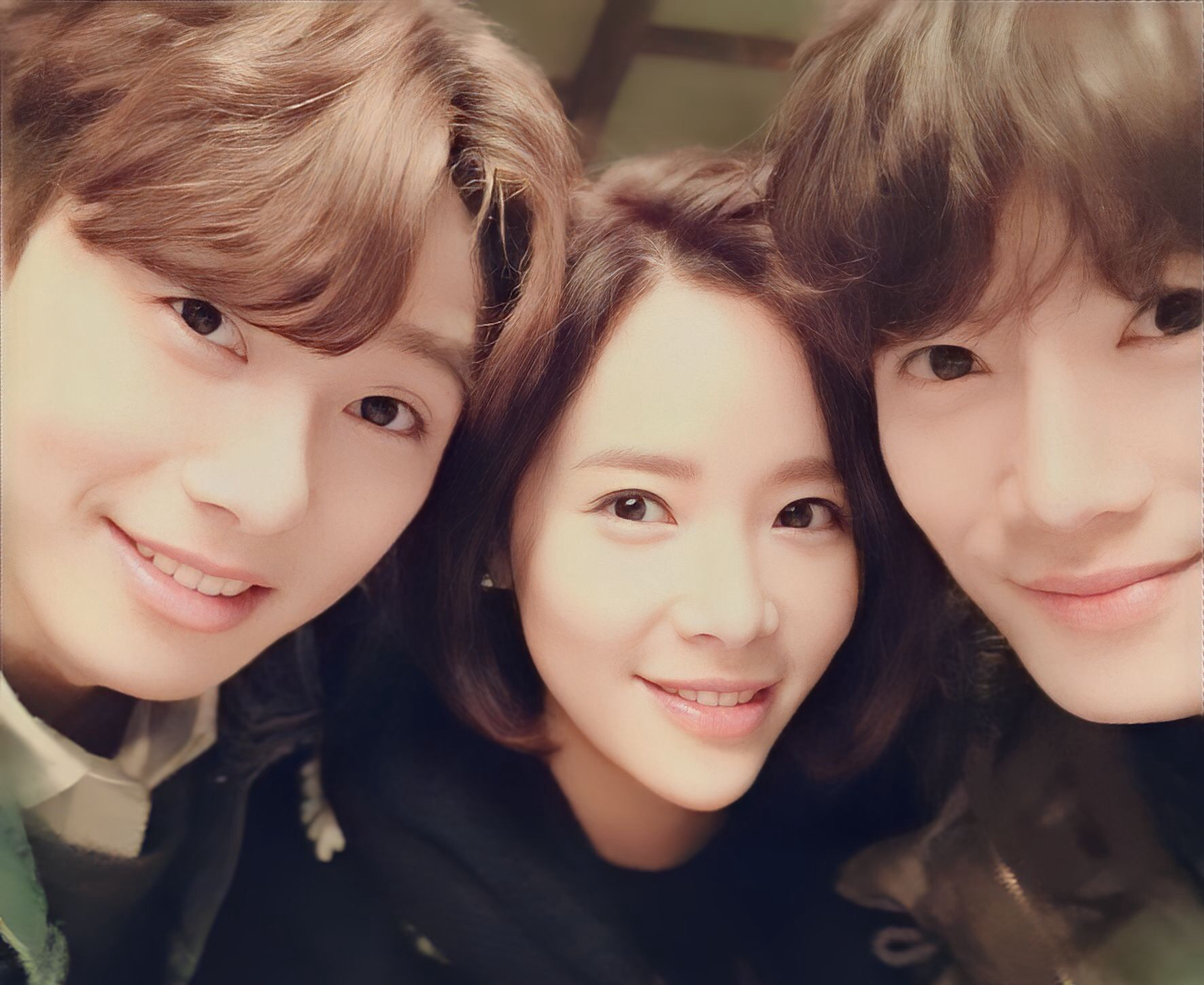 A moment captured by a fan of Ji Sung