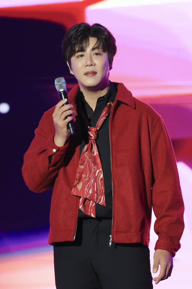 晋海成的最新照片