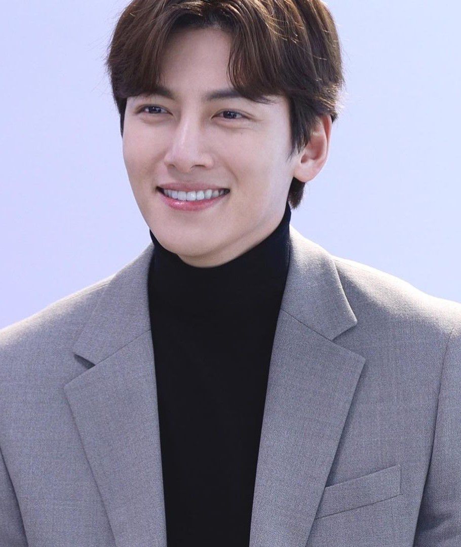Latest photo of Ji Changwook