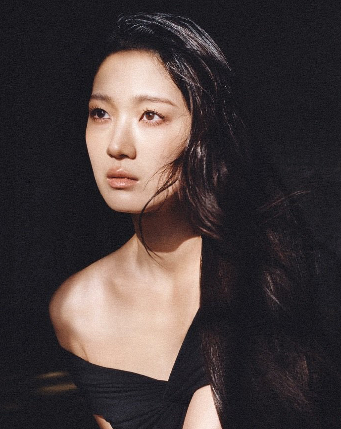 Latest photo of Kim Hyeyoon