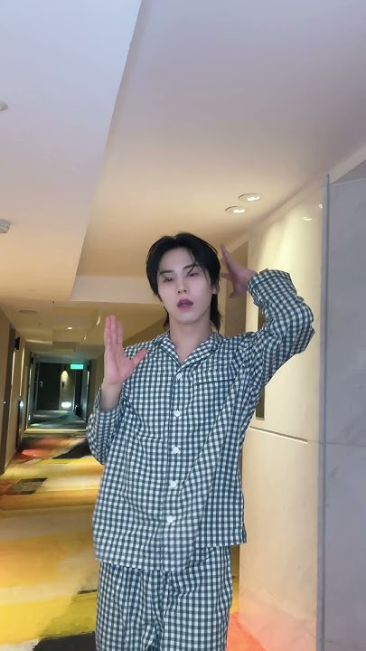Recent activity shot of Cha Eunwoo