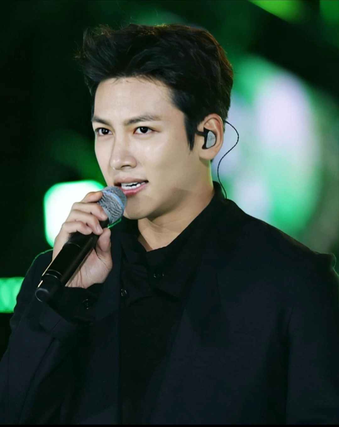 지창욱의 비하인드 컷