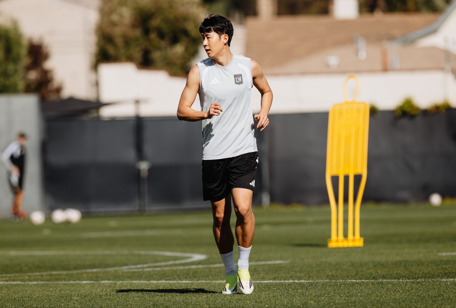 ソン・フンミンのビハインドカット