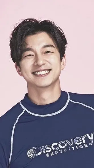 A moment captured by a fan of Gong Yoo