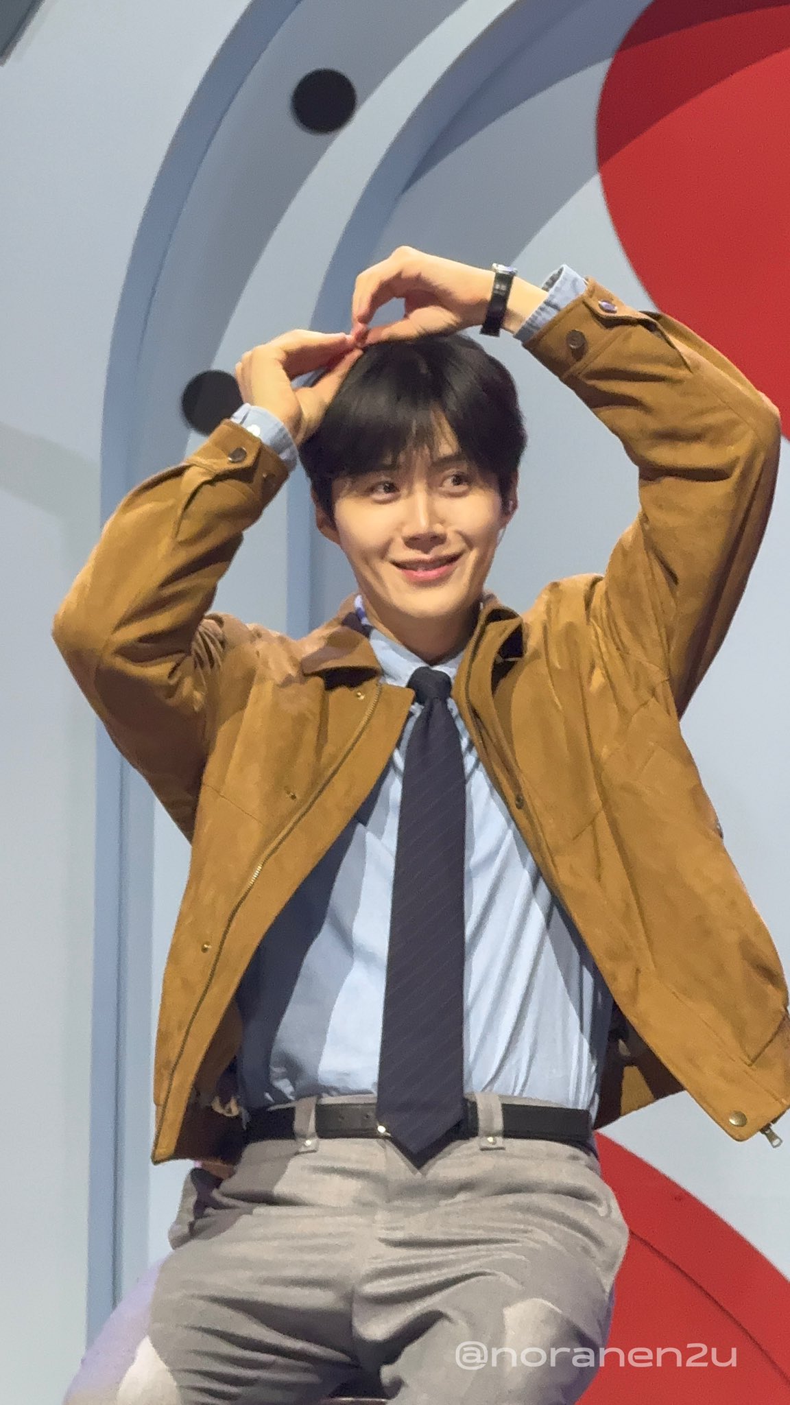 金宣虎的最新照片