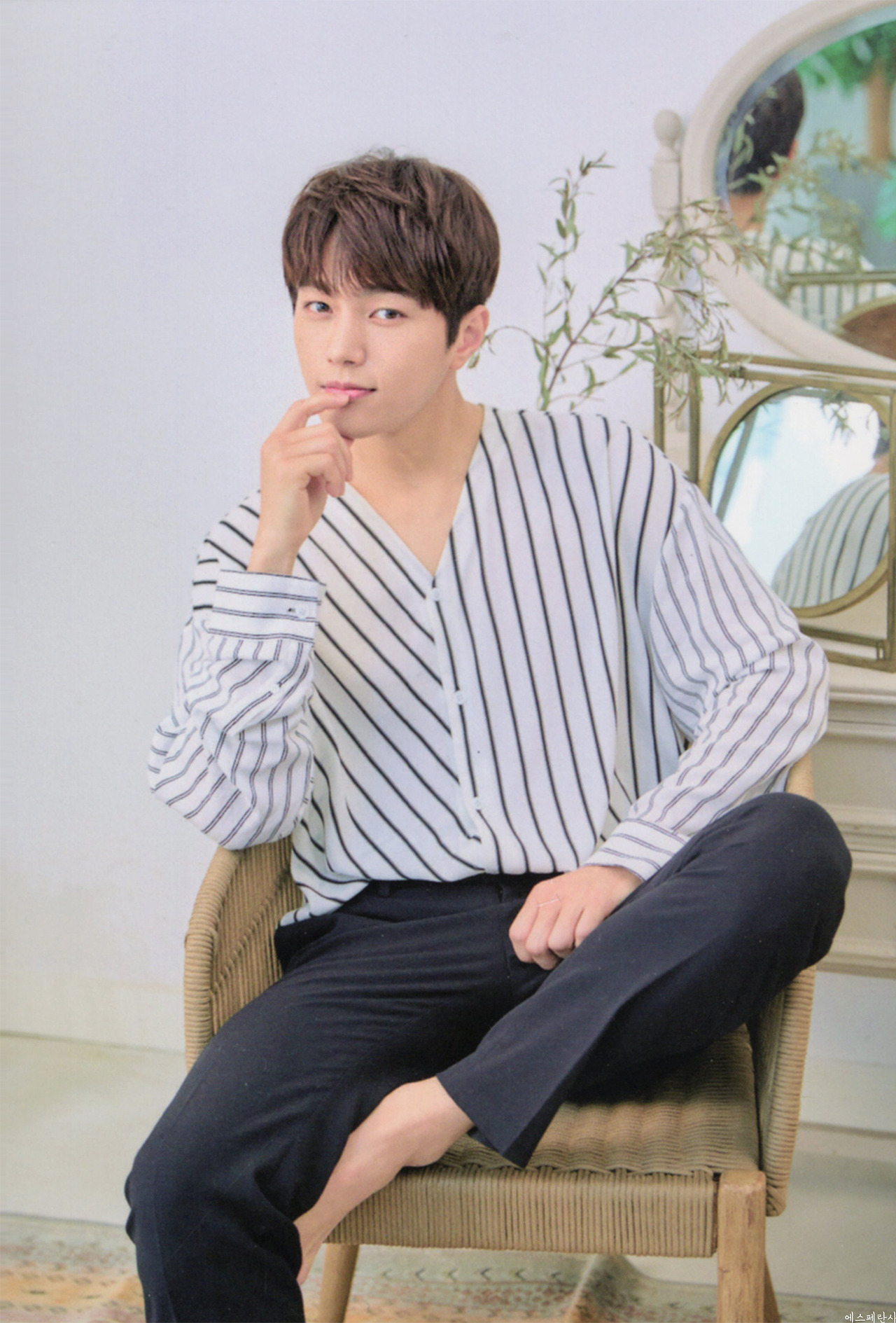 金明洙 (L)的幕后花絮