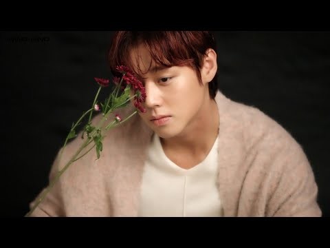 Momen yang diabadikan oleh penggemar Park Jihoon