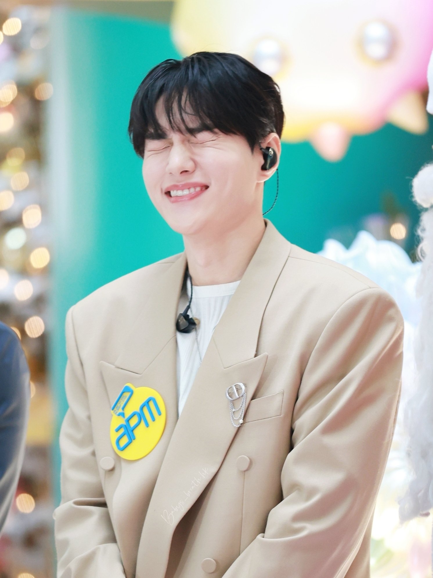 Latest photo of Kim Myungsoo (L)