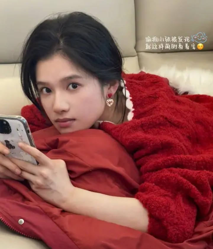 A moment captured by a fan of Jingyi Zhang