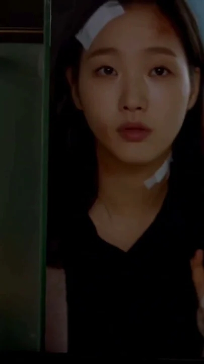 Behind-the-scenes cut of Lee Minho