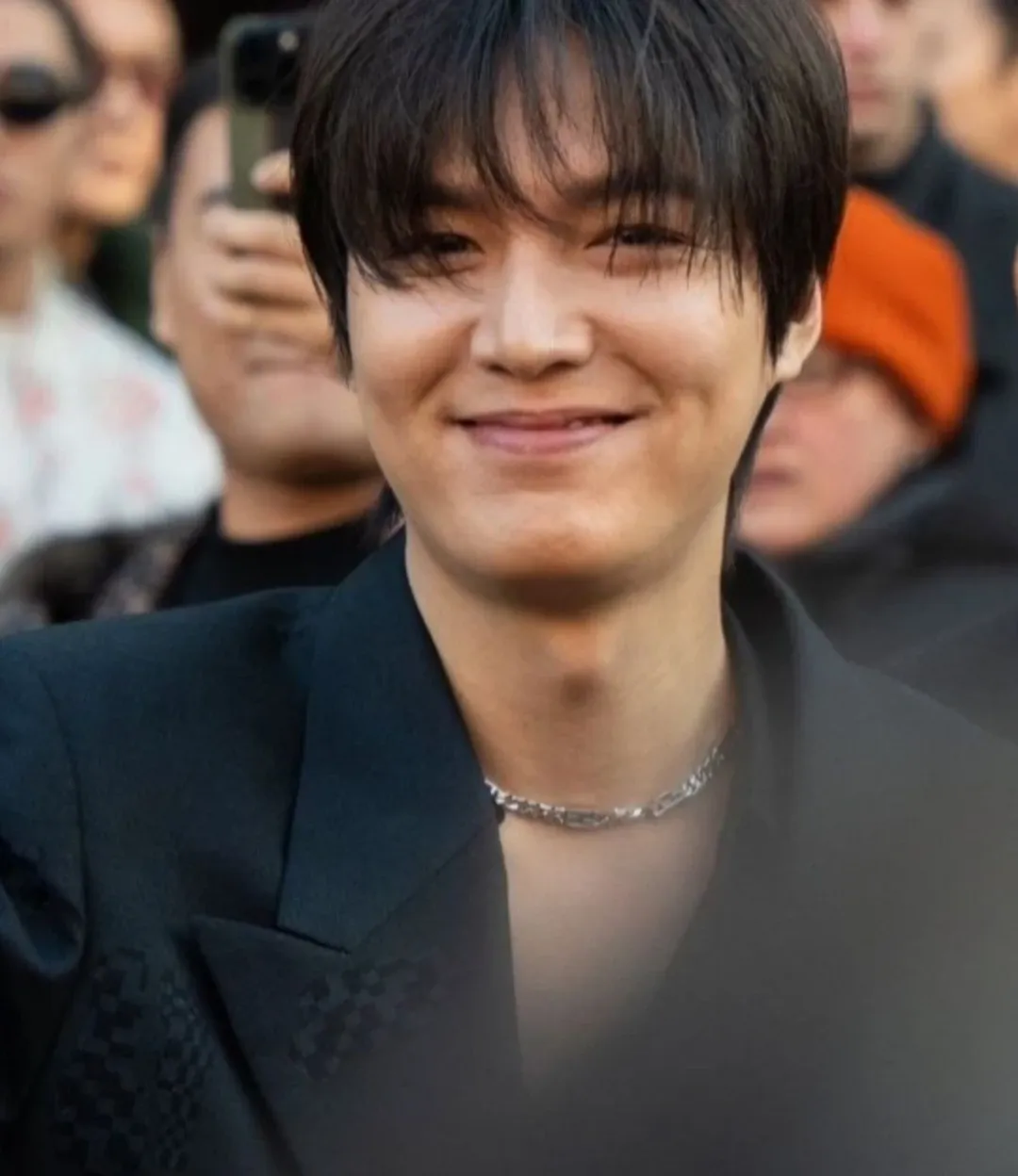Behind-the-scenes cut of Lee Minho