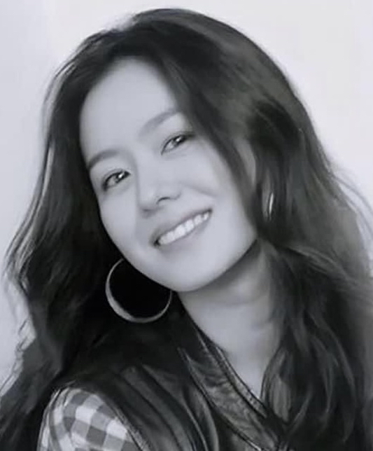 손예진의 최신 사진