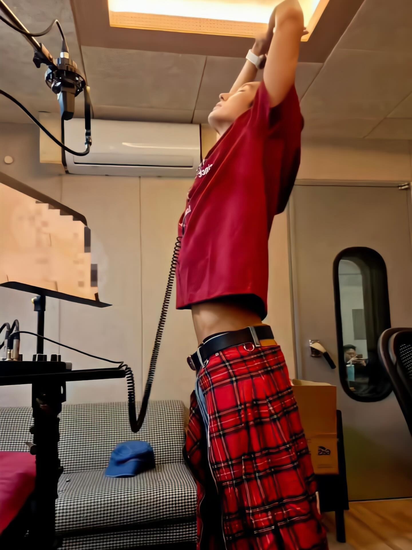 Momen yang diabadikan oleh penggemar Lee Joongi