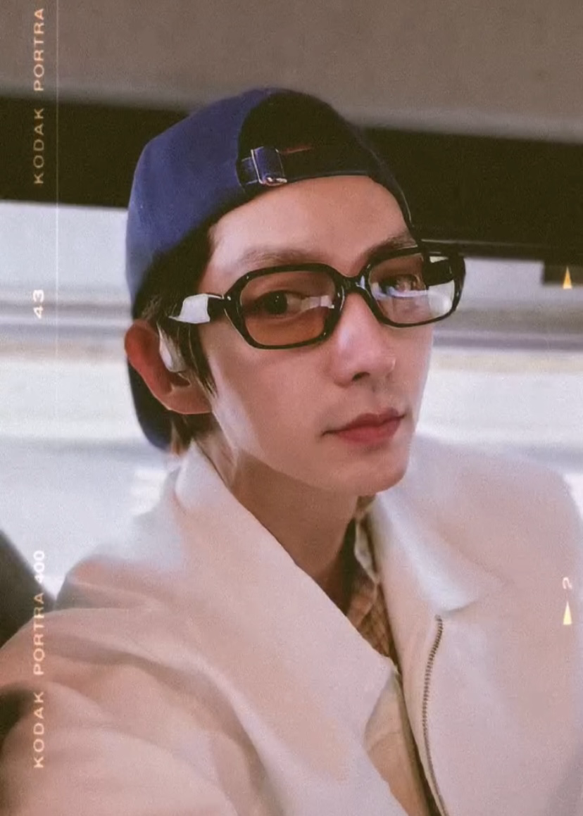 A moment captured by a fan of Lee Joongi