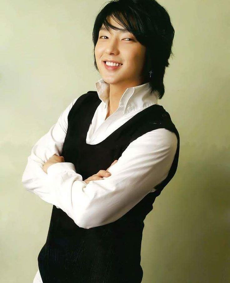 Recent activity shot of Lee Joongi