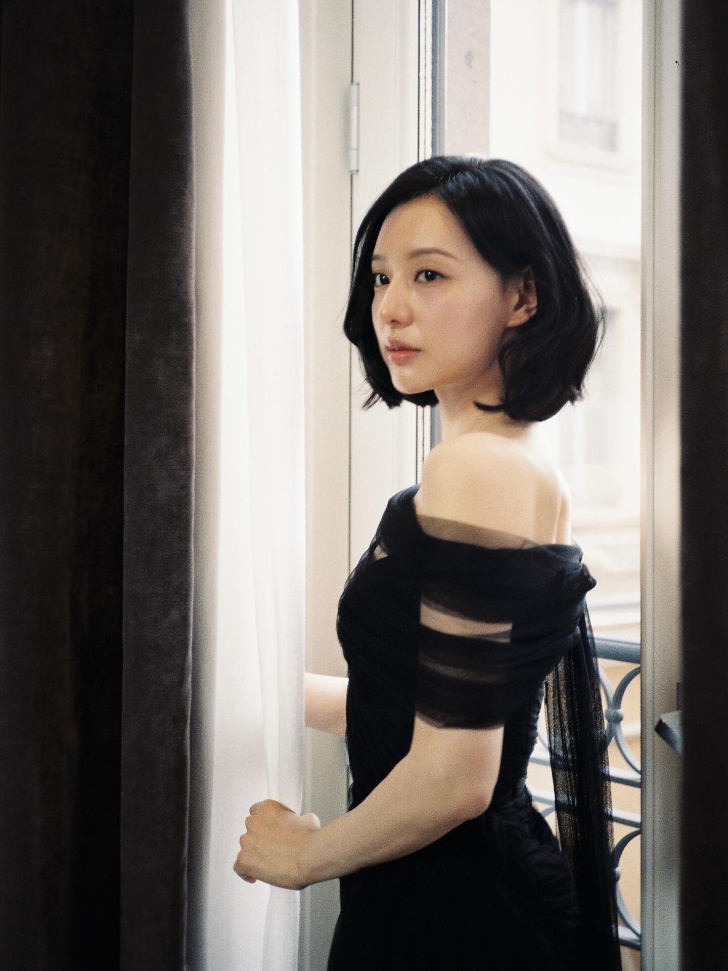 金智媛的最新照片