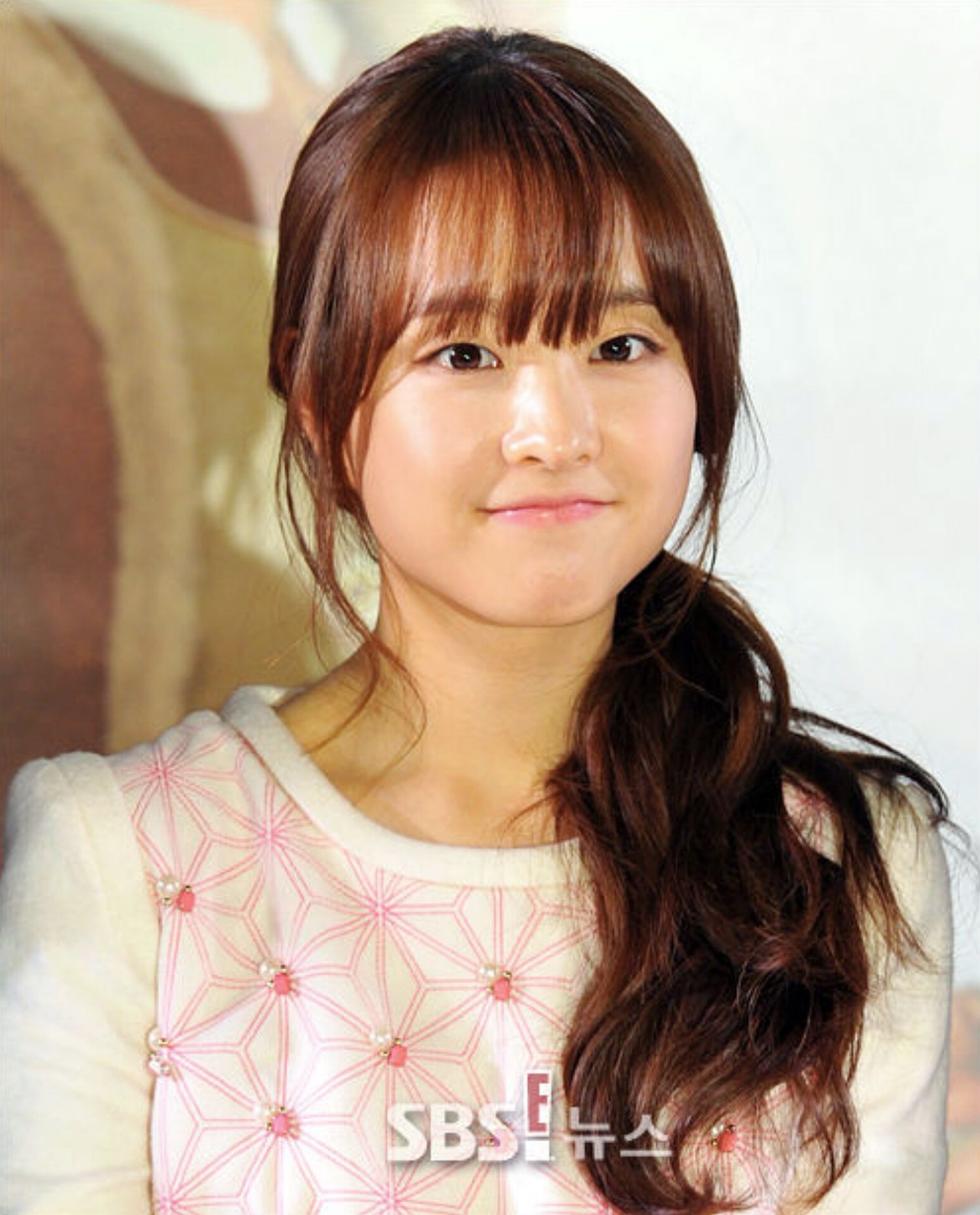 Behind-the-scenes cut of Park Boyoung