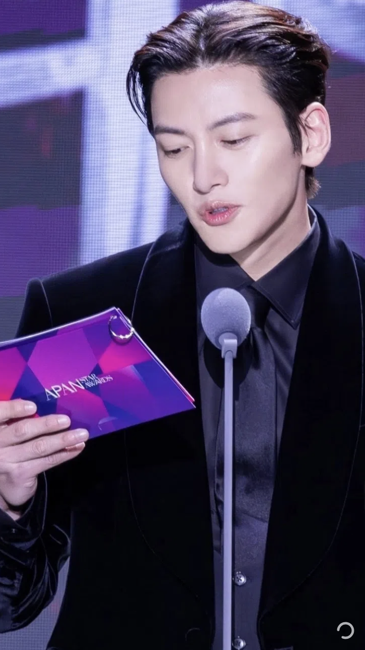 Ji Changwook background image recommended by Choeaedol Celeb fandom