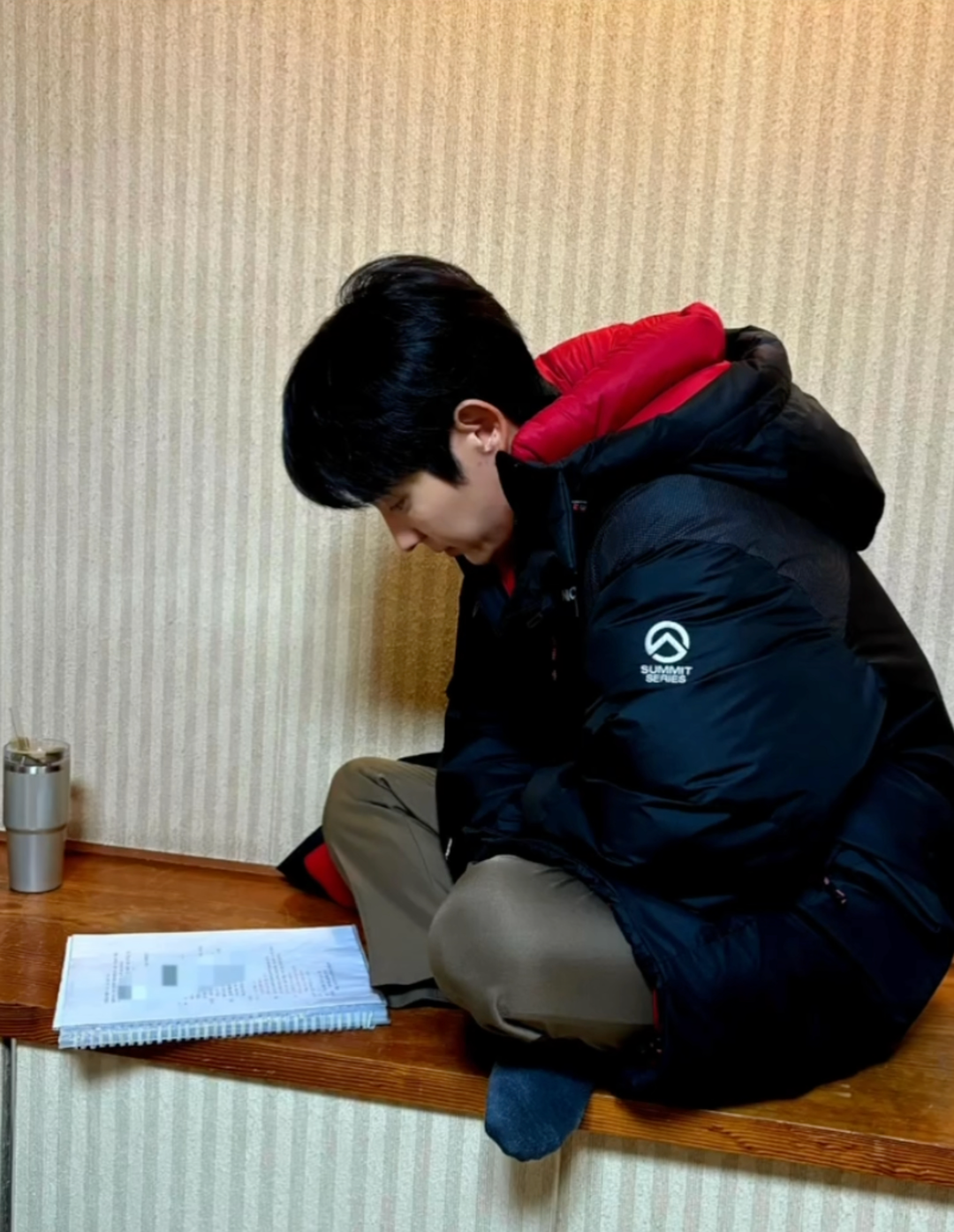 Cuplikan di balik layar dari Lee Joongi