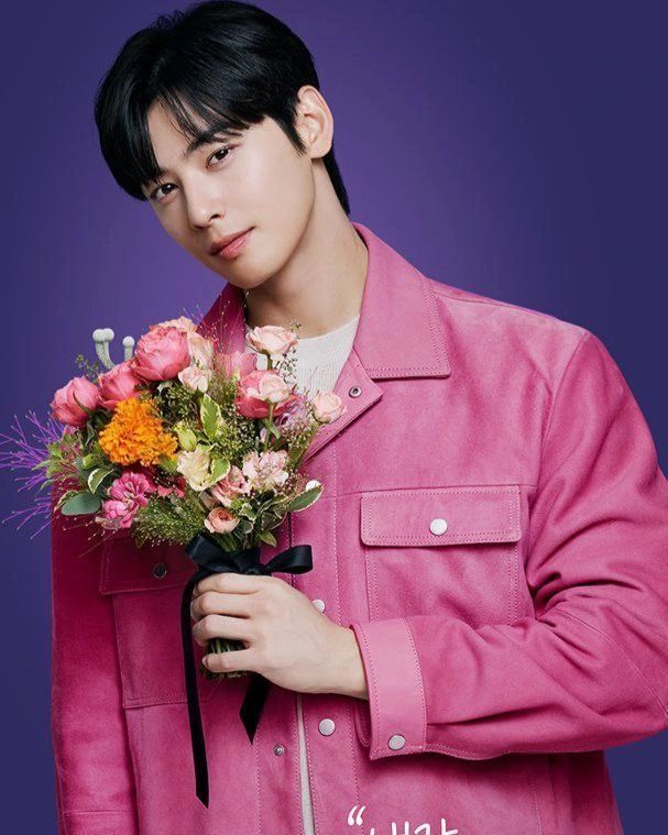 チャ・ウヌの最近の活動ショット