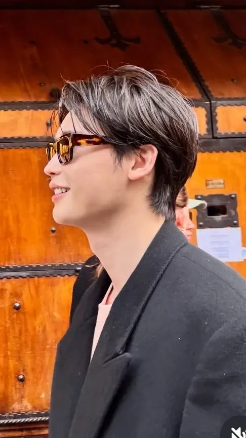 Latest photo of Lee Jongsuk