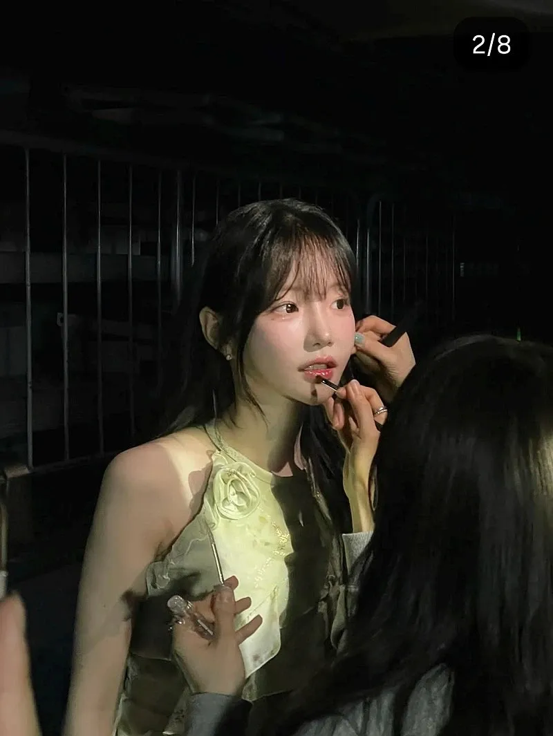 A moment captured by a fan of Yeon Yuri