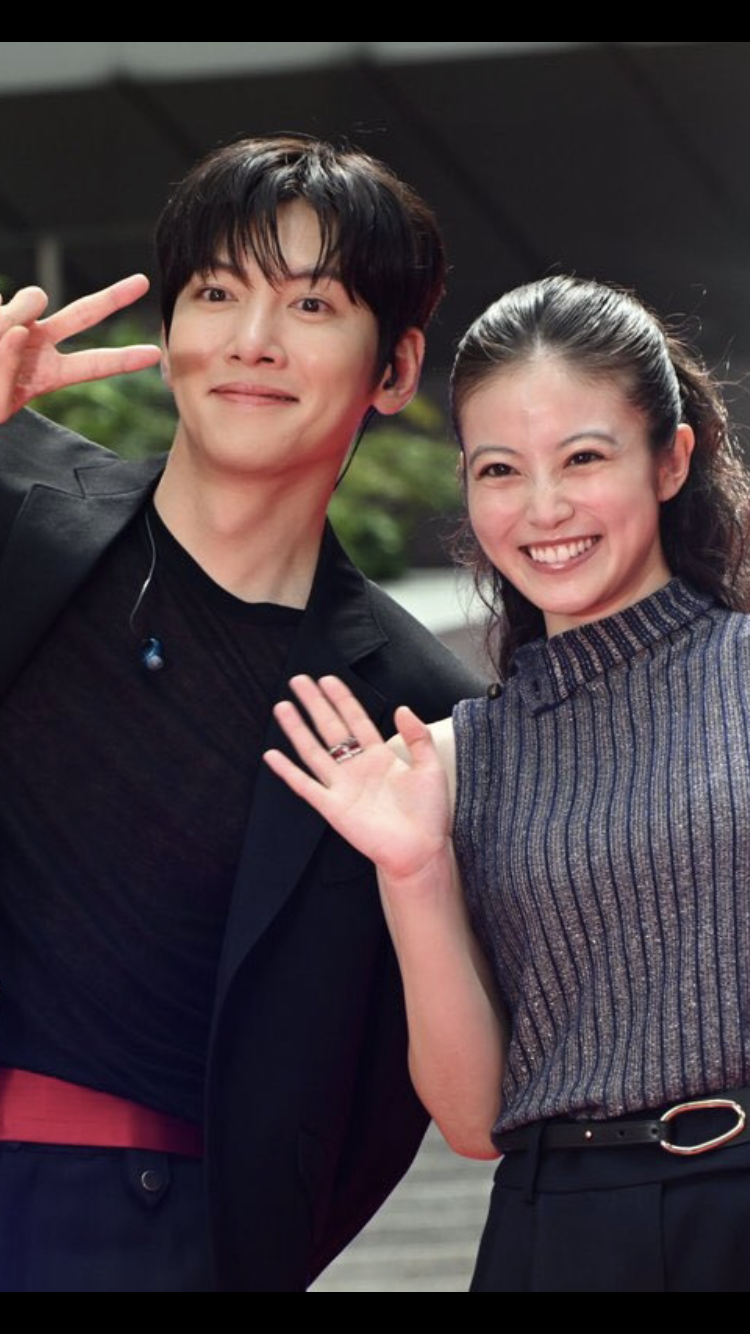 Behind-the-scenes cut of Ji Changwook