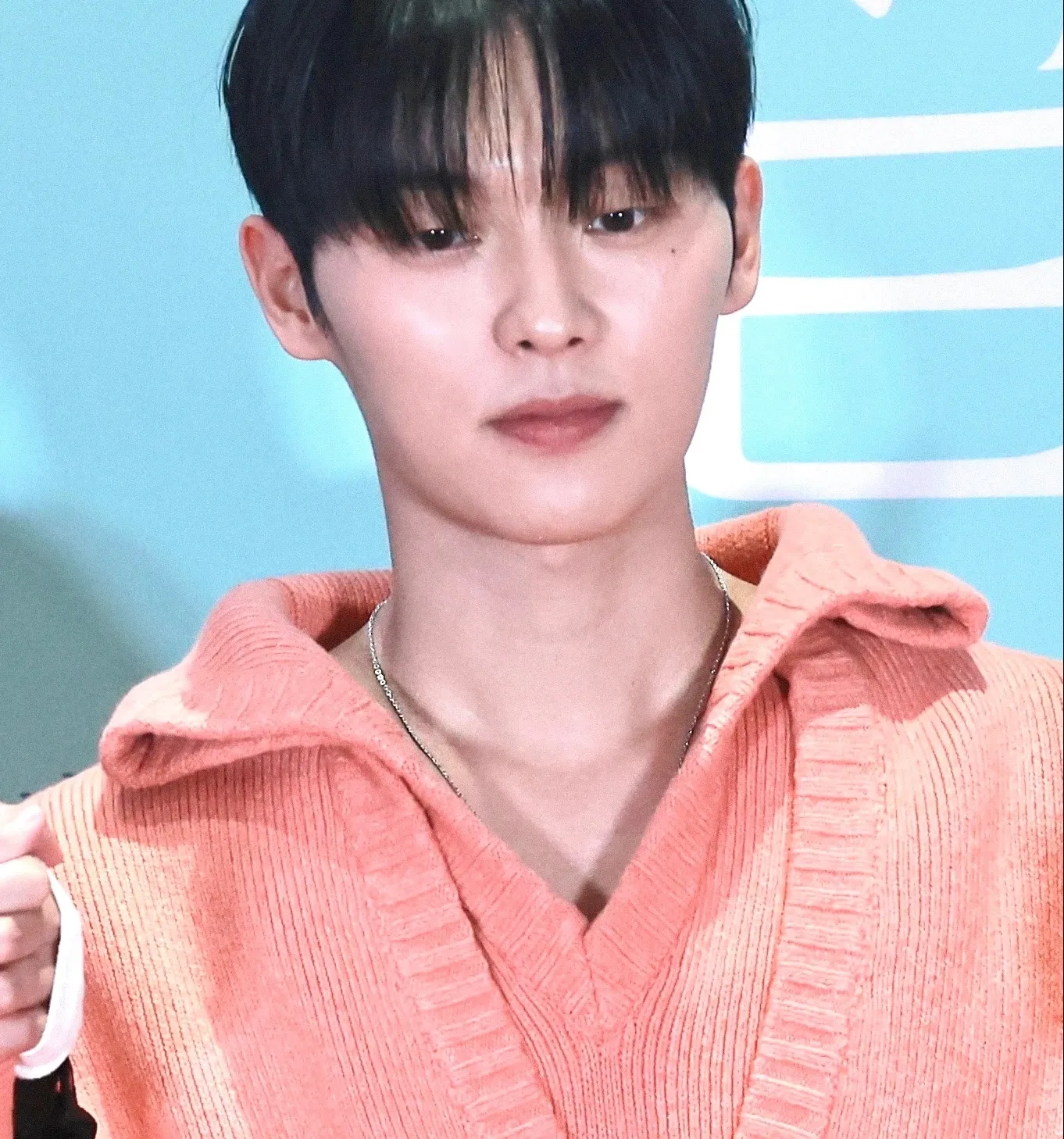 A moment captured by a fan of Choi Hyunwook