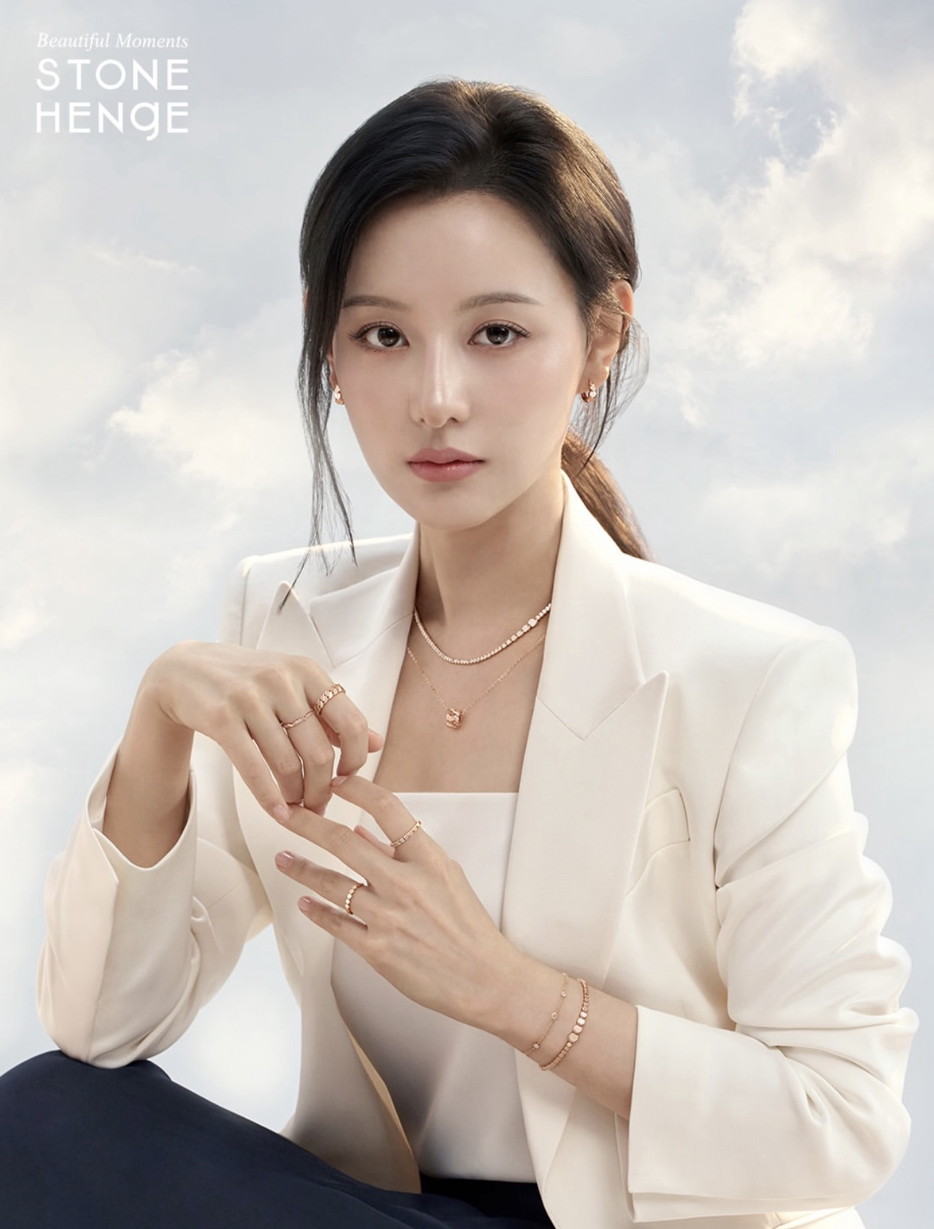 金智媛的最新照片