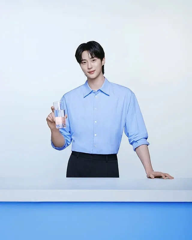 Recent activity shot of Byeon Wooseok
