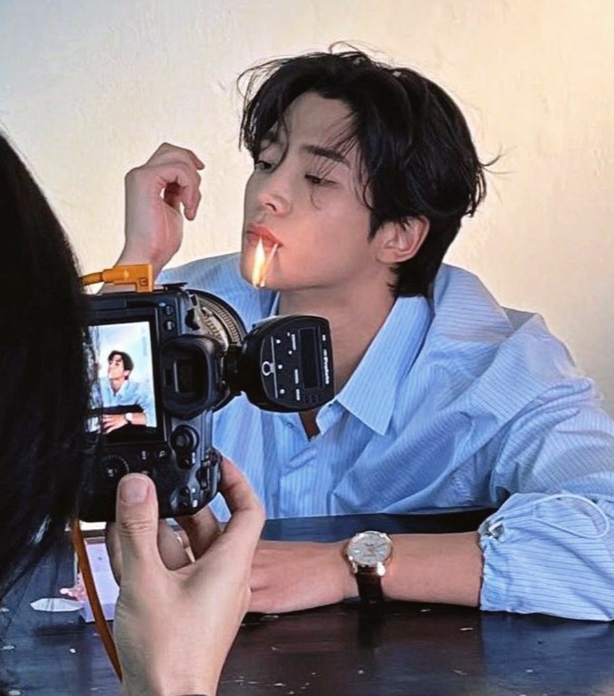 로운의 최신 사진