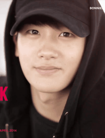 Behind-the-scenes cut of Park Hyungsik