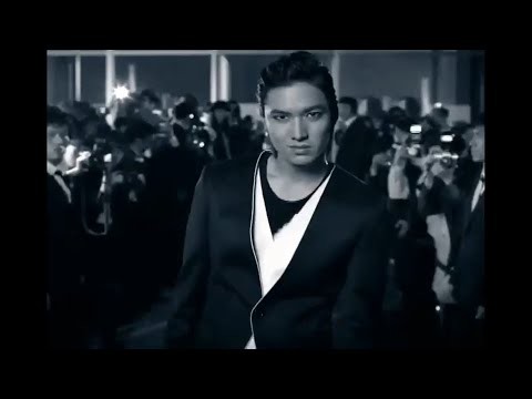 粉絲拍下的李敏鎬瞬間