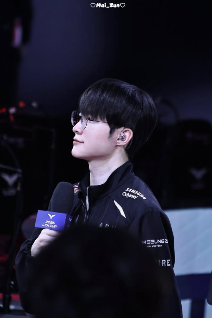 A moment captured by a fan of Faker