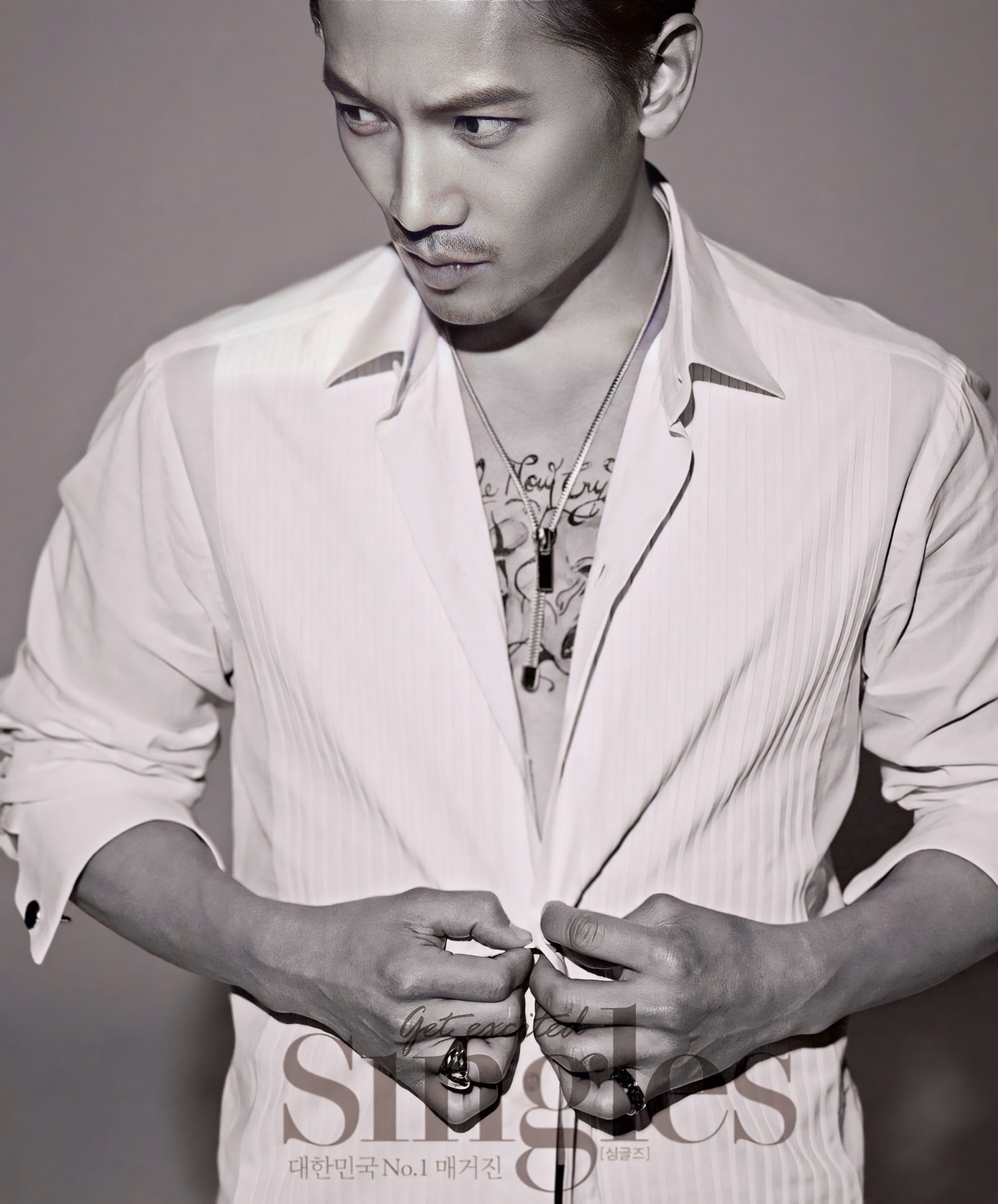 Behind-the-scenes cut of Ji Sung